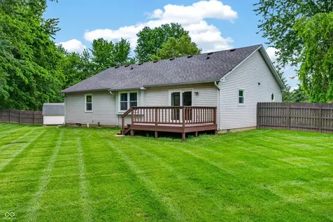 200 Raymond Court Morgantown IN 46160