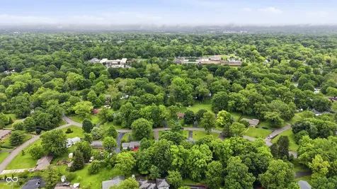 1032 Oakwood Trail Indianapolis IN 46260
