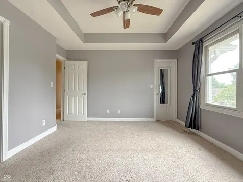 2137 Shiloh Drive Columbus IN 47203