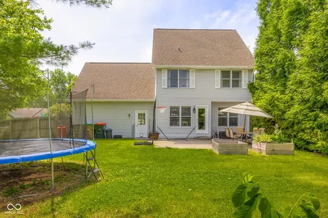 2137 Shiloh Drive Columbus IN 47203