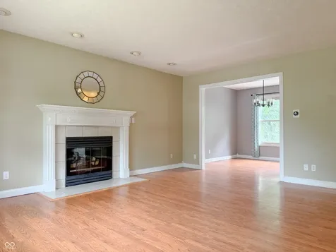 2137 Shiloh Drive Columbus IN 47203