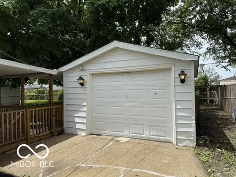 2705 Crystal Street Anderson IN 46012