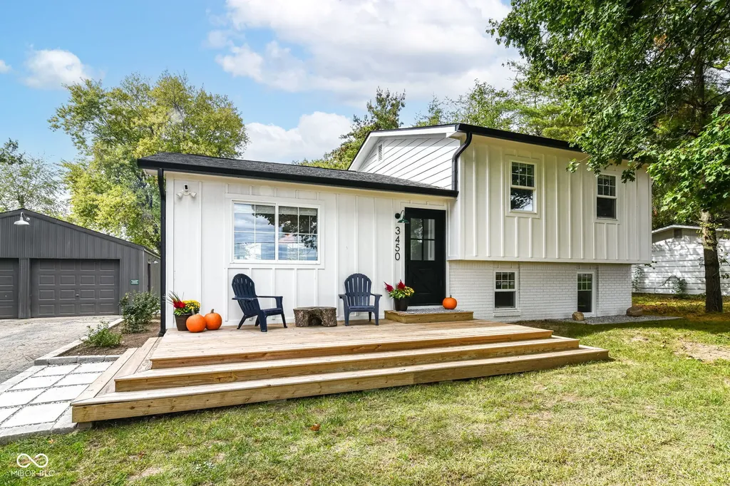 3450 S 575 E Whitestown IN 46075