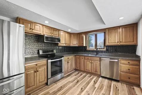 305 Sandbrook Drive Noblesville IN 46062