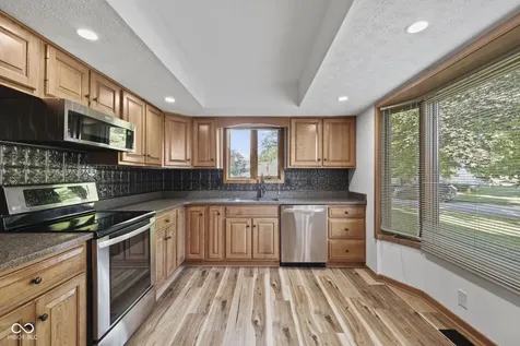 305 Sandbrook Drive Noblesville IN 46062