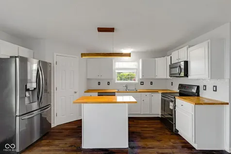 550 Jayson Circle Westfield IN 46074