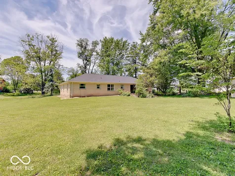 5501 S 875 E Zionsville IN 46077