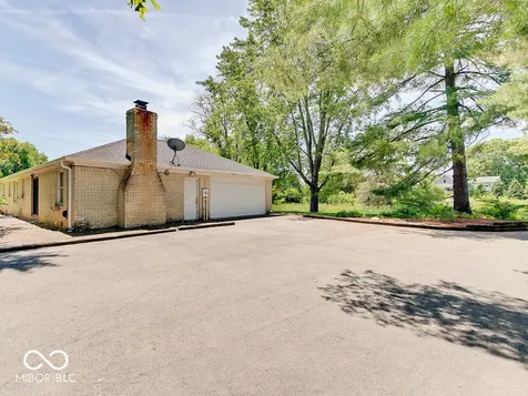 5501 S 875 E Zionsville IN 46077