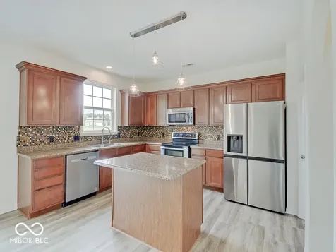3467 Limelight Lane Whitestown IN 46075