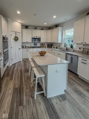 6043 Cedar Shade Way Indianapolis IN 46259