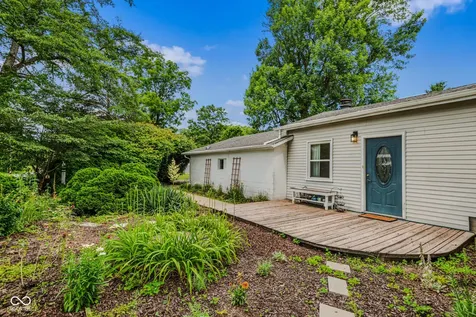 5998 W 550 S Columbus IN 47201