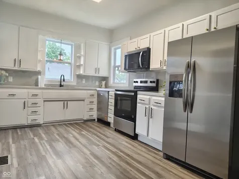 509 N Lincoln Avenue Alexandria IN 46001