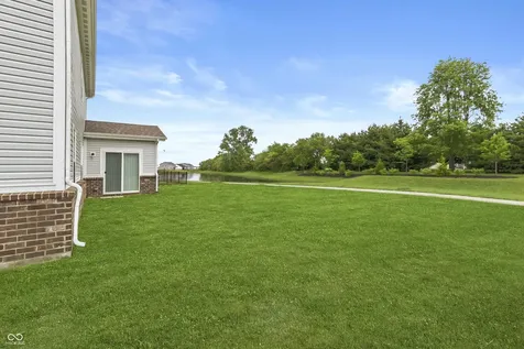 1075 Galaxy Lane Danville IN 46122