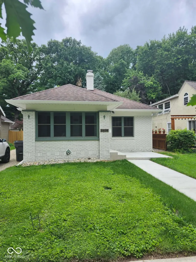5608 Carrollton Avenue Indianapolis IN 46220