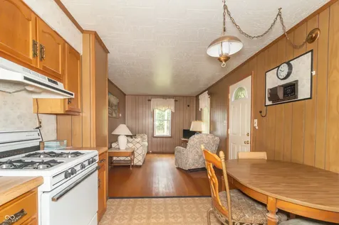 405 S Old Trails Road Indianapolis IN 46219