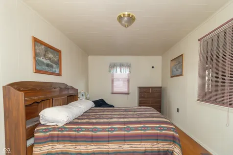 405 S Old Trails Road Indianapolis IN 46219