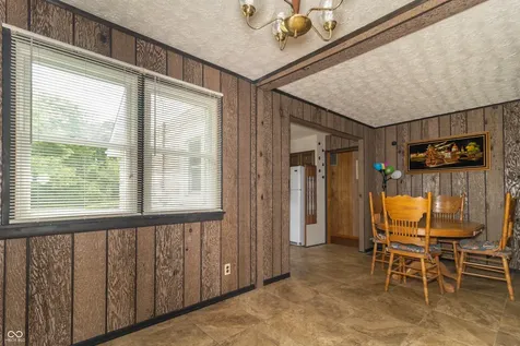 405 S Old Trails Road Indianapolis IN 46219