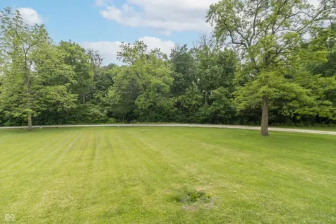 405 S Old Trails Road Indianapolis IN 46219