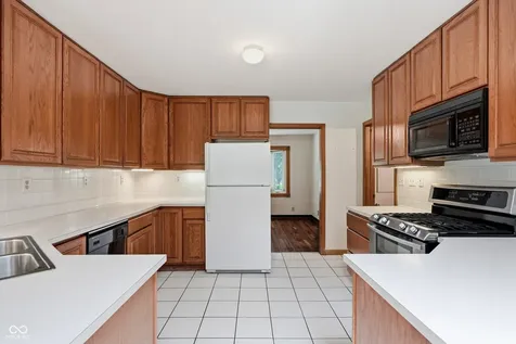 6601 W 71st Street Indianapolis IN 46278