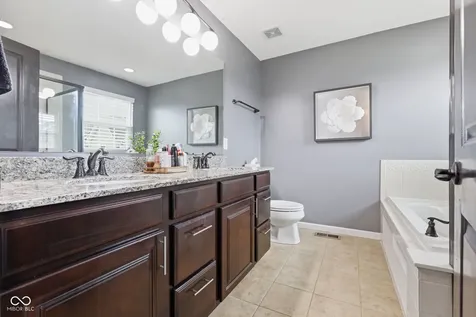 13083 Saxony Boulevard Fishers IN 46037