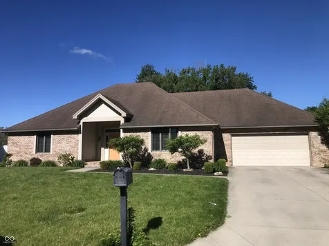613 S Miramar Way Muncie IN 47304