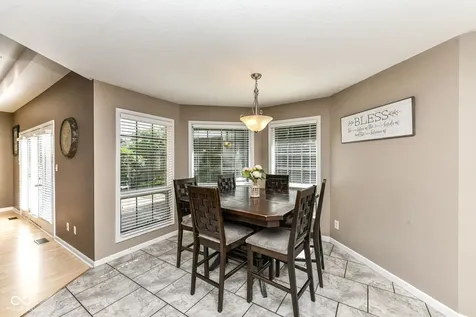 613 S Miramar Way Muncie IN 47304