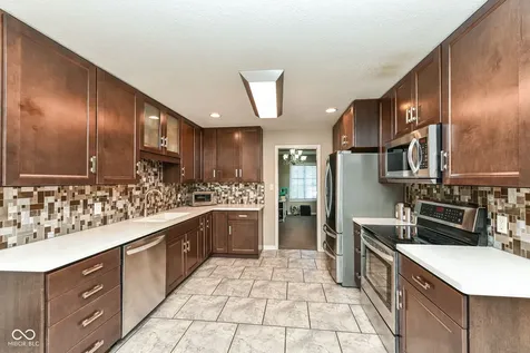 613 S Miramar Way Muncie IN 47304