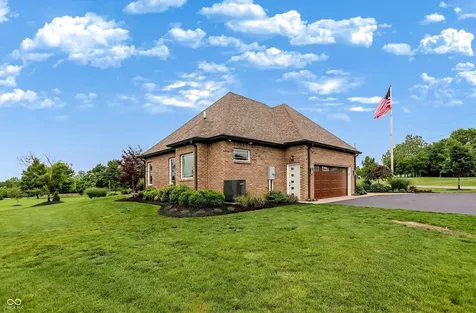 2937 W 100 S Franklin IN 46131