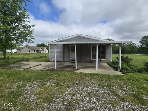 11349 S Singhurst Street Terre Haute IN 47802