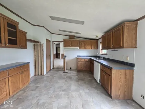 11349 S Singhurst Street Terre Haute IN 47802