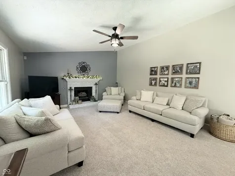 1359 S Paradise Bay Boulevard Rockville IN 47872