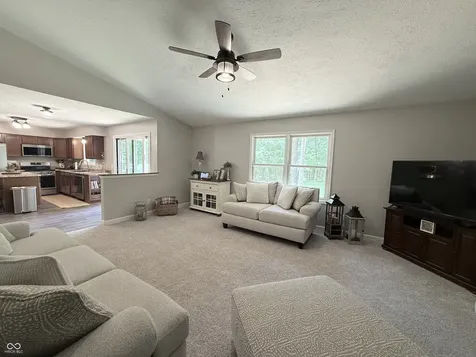 1359 S Paradise Bay Boulevard Rockville IN 47872