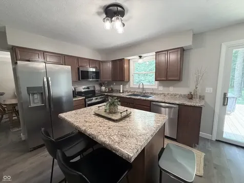 1359 S Paradise Bay Boulevard Rockville IN 47872