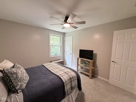 1359 S Paradise Bay Boulevard Rockville IN 47872