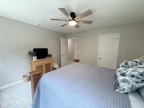 1359 S Paradise Bay Boulevard Rockville IN 47872