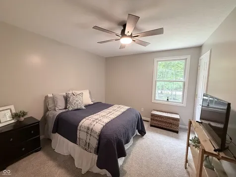1359 S Paradise Bay Boulevard Rockville IN 47872