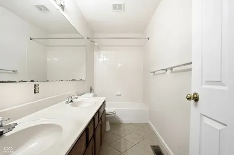 9812 Covington Boulevard Fishers IN 46037