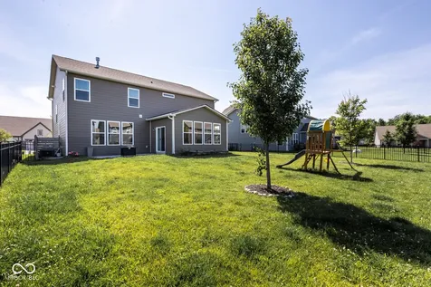 17301 Tribute Row Noblesville IN 46060