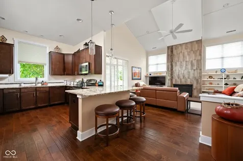 7612 Beekman Terrace Zionsville IN 46077