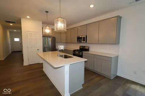 5534 Aspen Wood Lane Indianapolis IN 46239