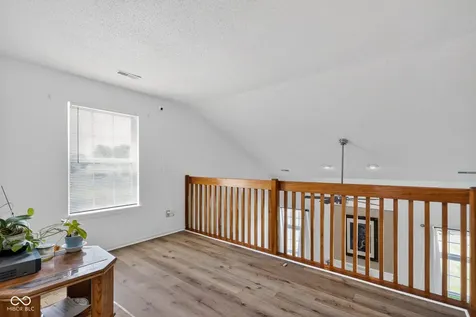 5304 Alameda Road Indianapolis IN 46228