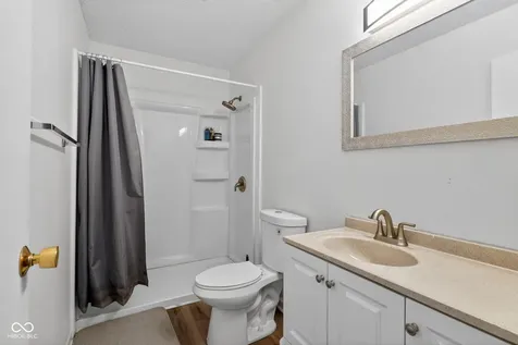 5304 Alameda Road Indianapolis IN 46228