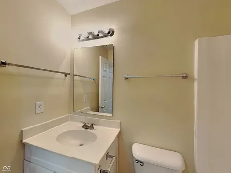 12272 Carriage Stone Drive Fishers IN 46037
