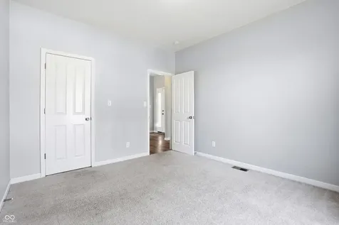 5218 Sweetwater Drive Noblesville IN 46062