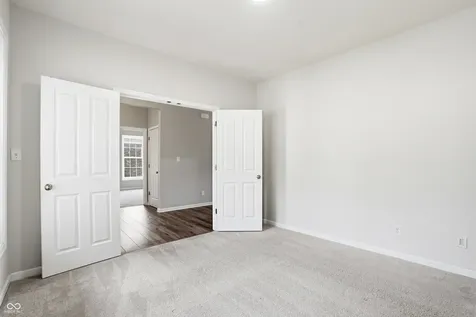 5218 Sweetwater Drive Noblesville IN 46062