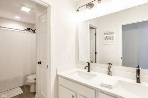 12625 Cheddar Court Noblesville IN 46060