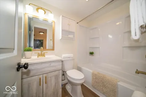 83 Ravine Court Cicero IN 46034