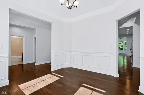 1736 Chateaux Trace Greenwood IN 46143