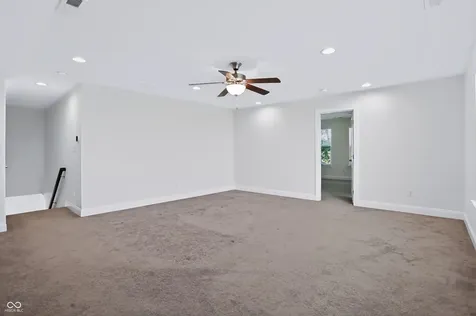 1736 Chateaux Trace Greenwood IN 46143