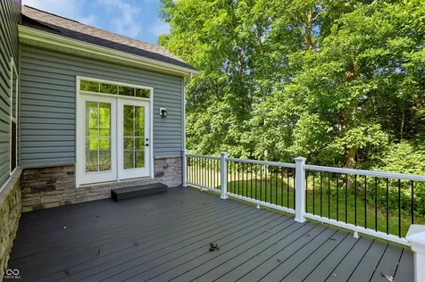 1736 Chateaux Trace Greenwood IN 46143